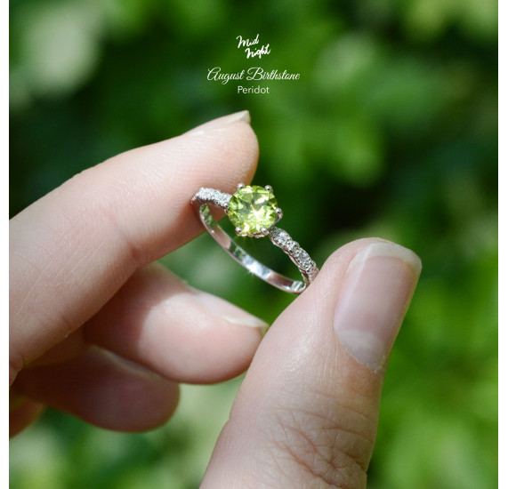 August Birthstone-Peridot Antique Ring